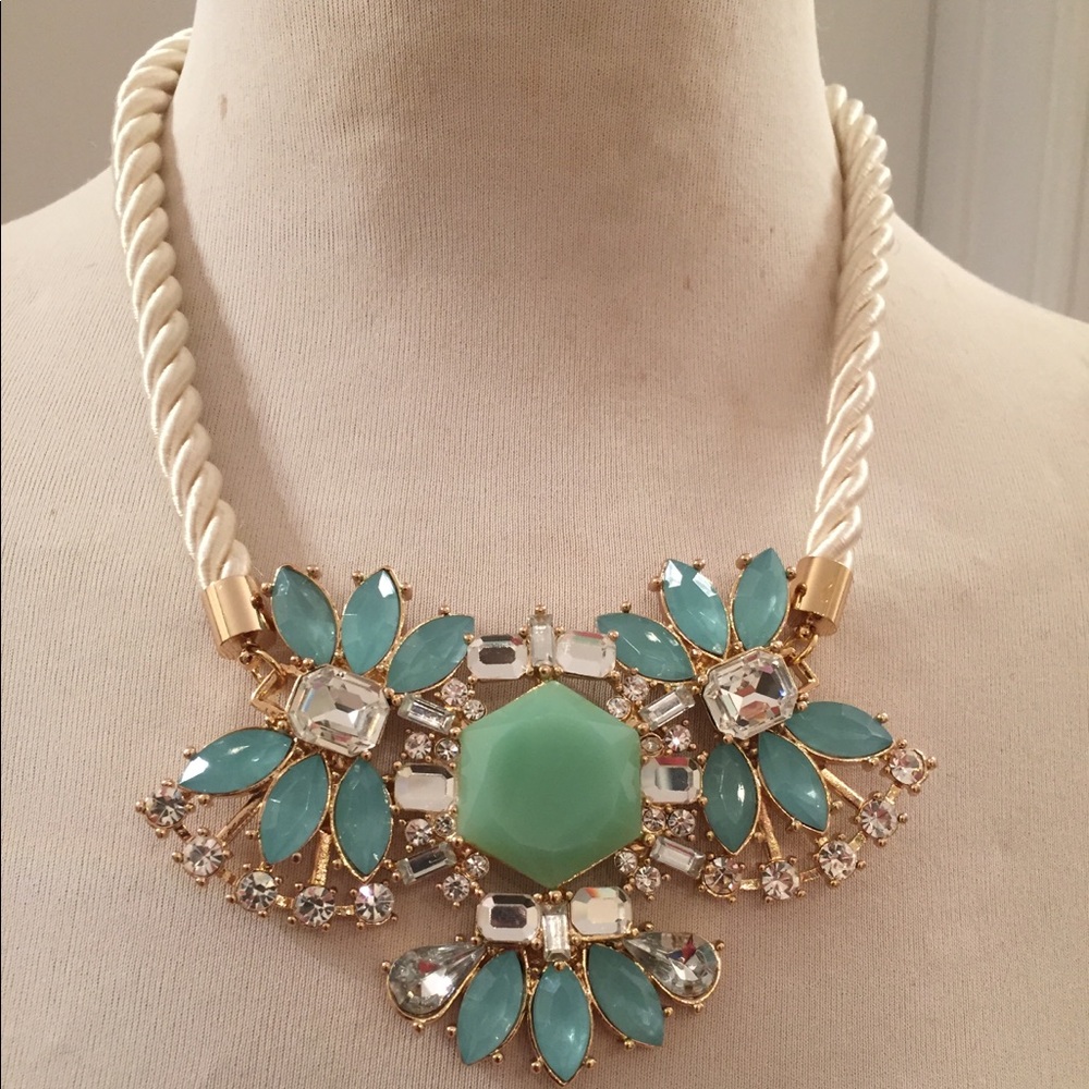 Park Lane Aqua Fleur Necklace. NWT